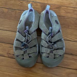 Keen Women’s Shoes